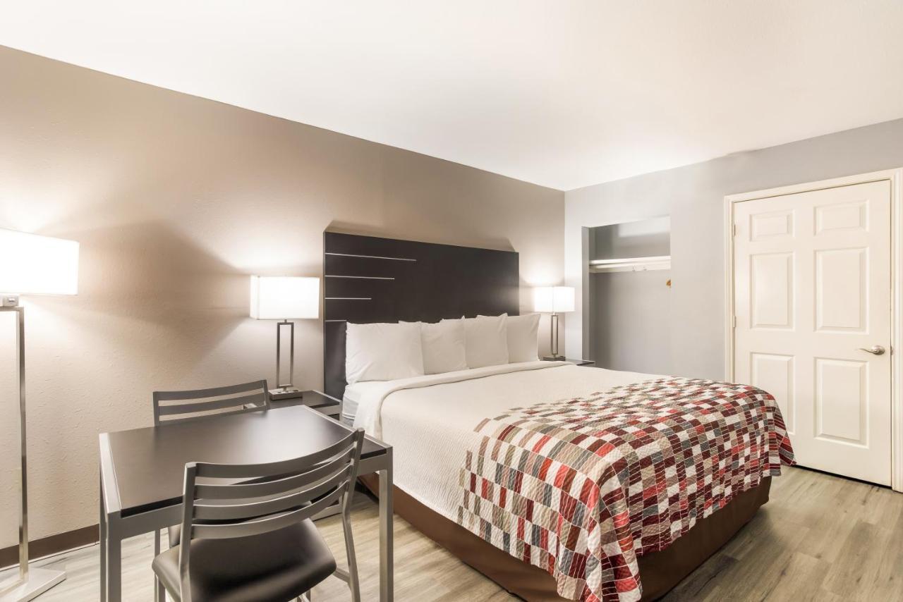 Red Roof Inn & Suites Athens, Al Eksteriør bilde