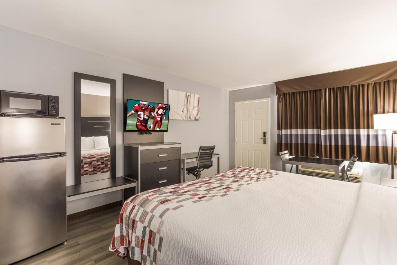 Red Roof Inn & Suites Athens, Al Eksteriør bilde