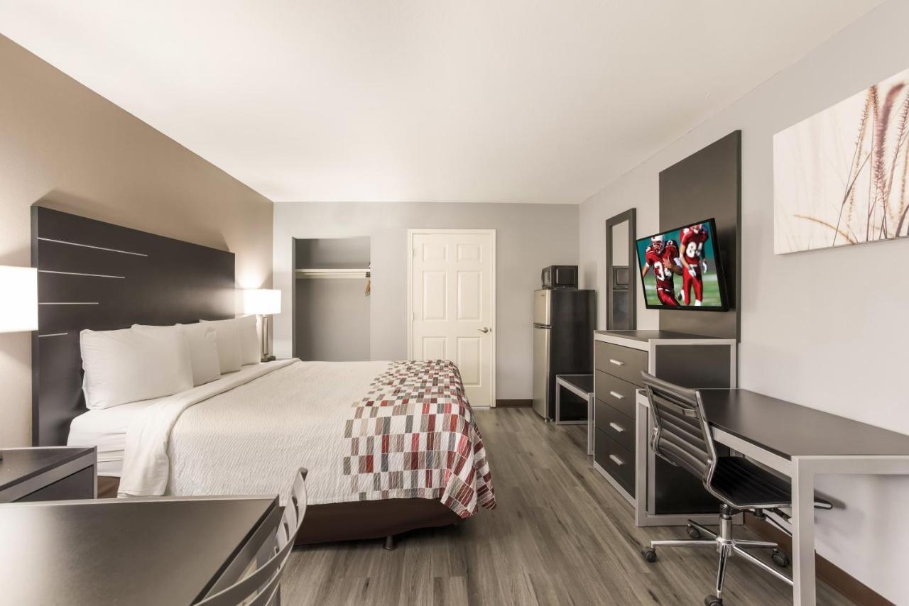 Red Roof Inn & Suites Athens, Al Eksteriør bilde